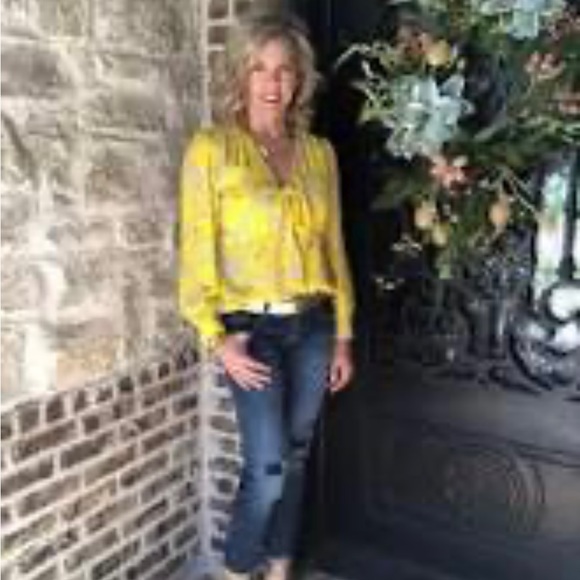 Cabi Coral Reef Blouse - Picture 9 of 9